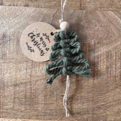 Makramee Geschenkanhänger „Weihnachtsbaum“